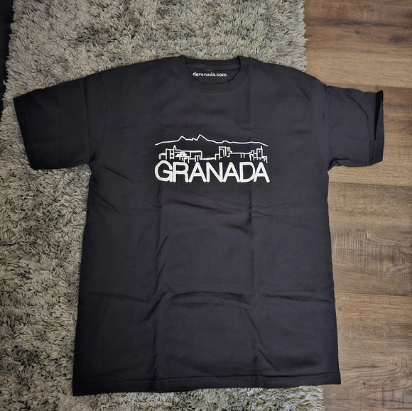 Granada, Spain tee shirt size small - Picture 1 of 1
